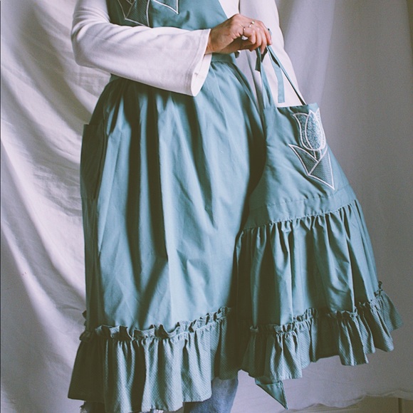 Mother/Child Apron Set - Picture 2 of 3